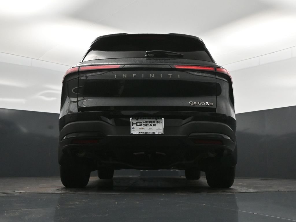 New 2027 Black INFINITI LUXE image 37