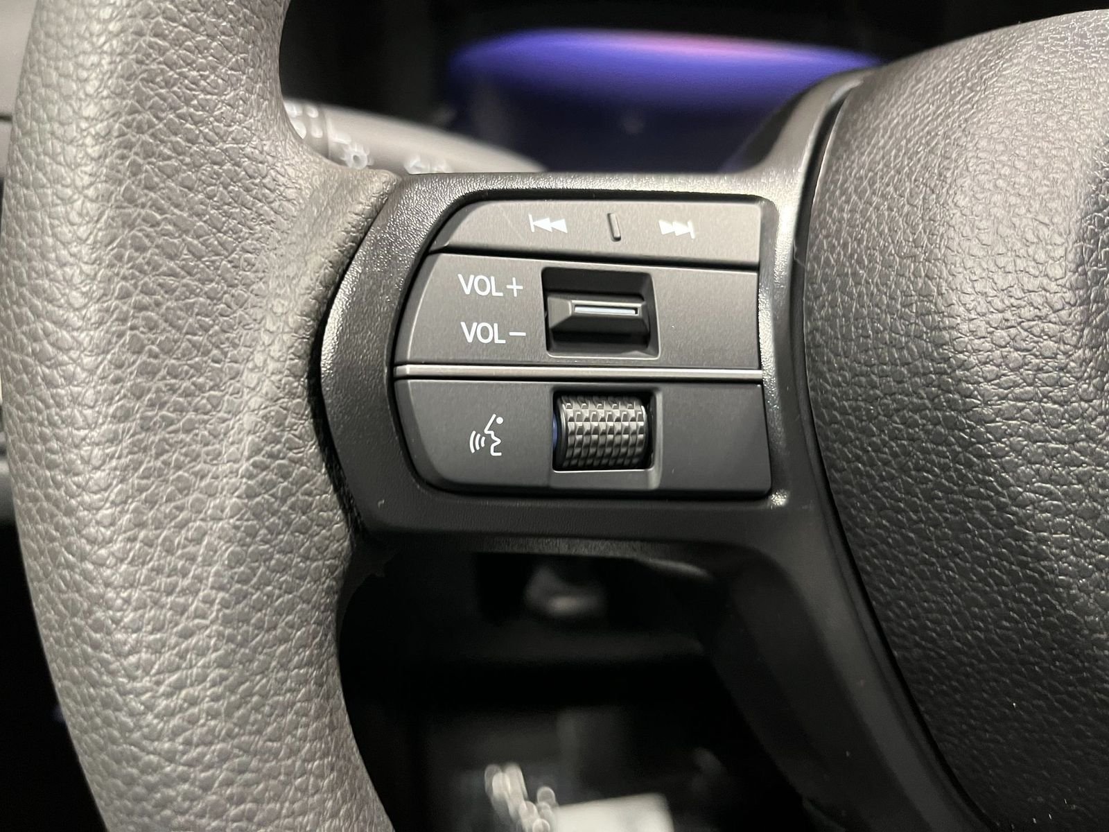 New 2025 Crystal Black Pearl Honda SE image 17