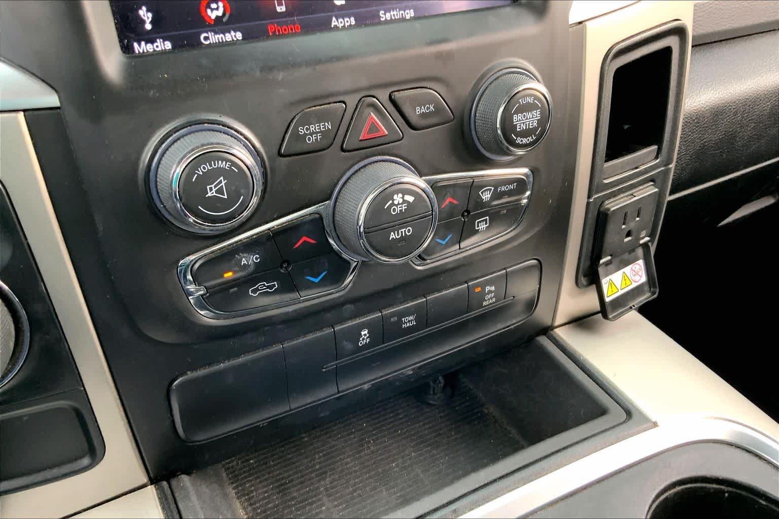 Used 2019 Mojave Sand Clearcoat Ram Warlock image 33