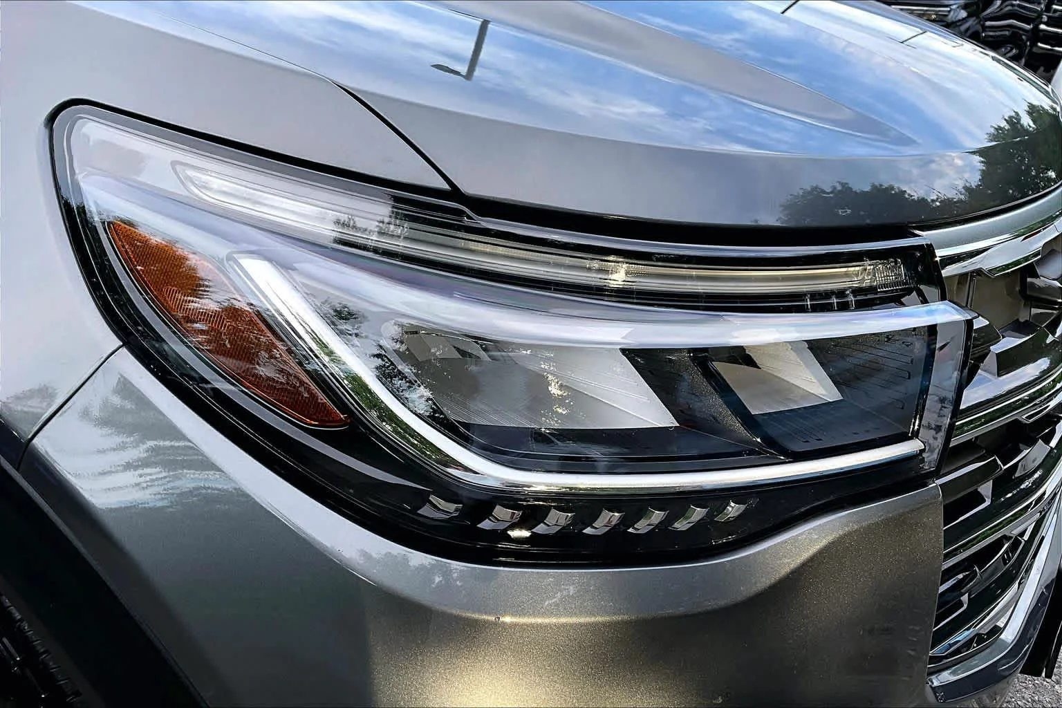 Used 2025 Carbonized Gray Ford Active image 26