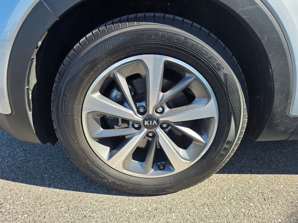 Used 2019 Silver Kia EX image 11