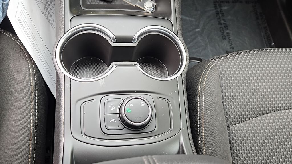 Used 2024 Blue GMC SLE image 15