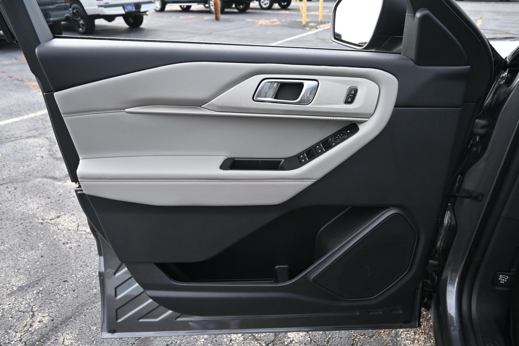 Used 2026 Gray Metallic Ford Active image 21