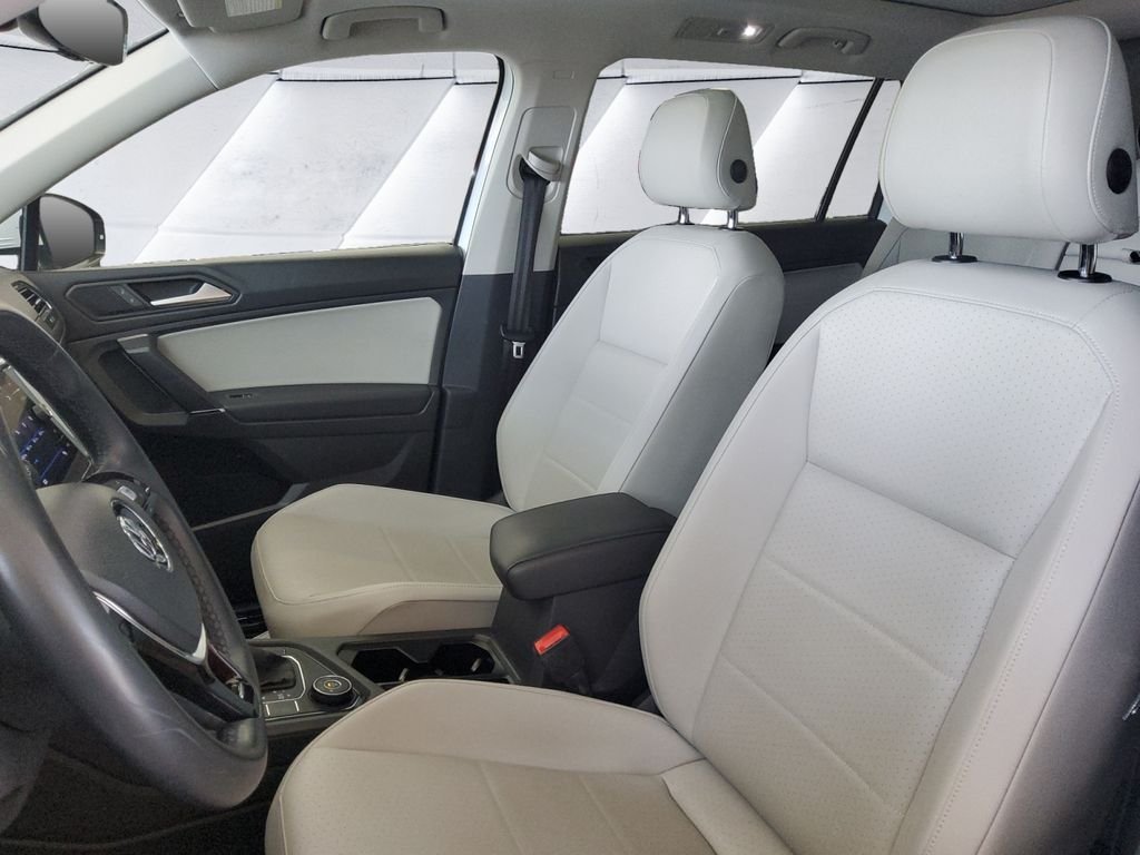Used 2020 Beige Volkswagen 2.0T SE image 8