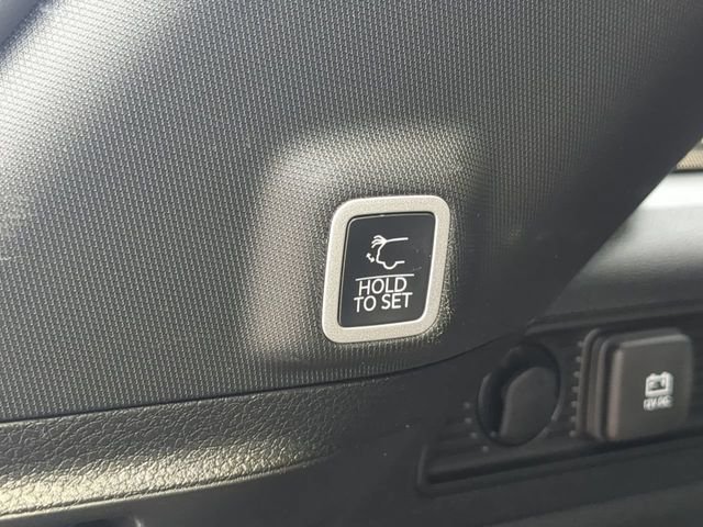 Certified Used 2025 White Jeep Limited image 15