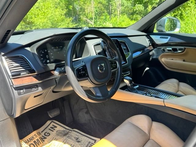 Used 2017 Gray Metallic Volvo T6 Momentum image 9