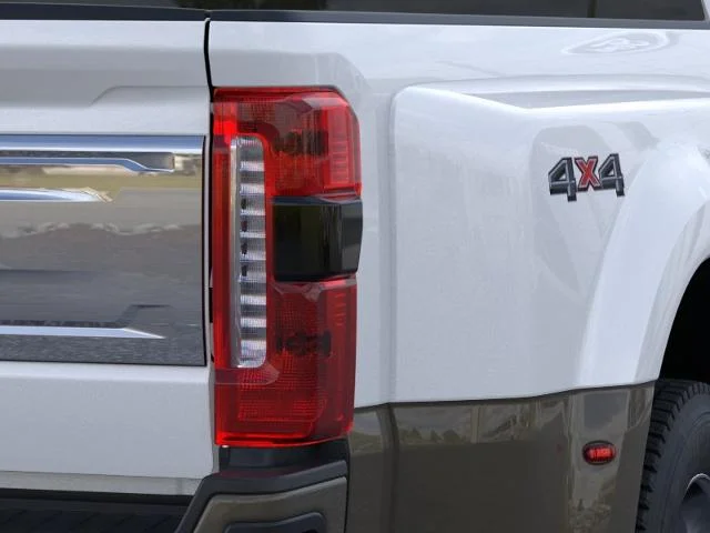 New 2026 Star White Metallic Tri-Coat Ford F-450® King Ranch® image 21
