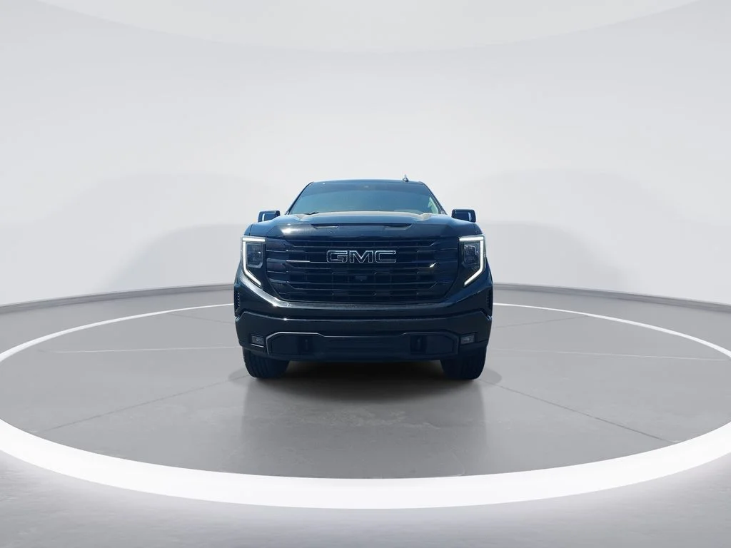 Used 2022 Black GMC Elevation image 3