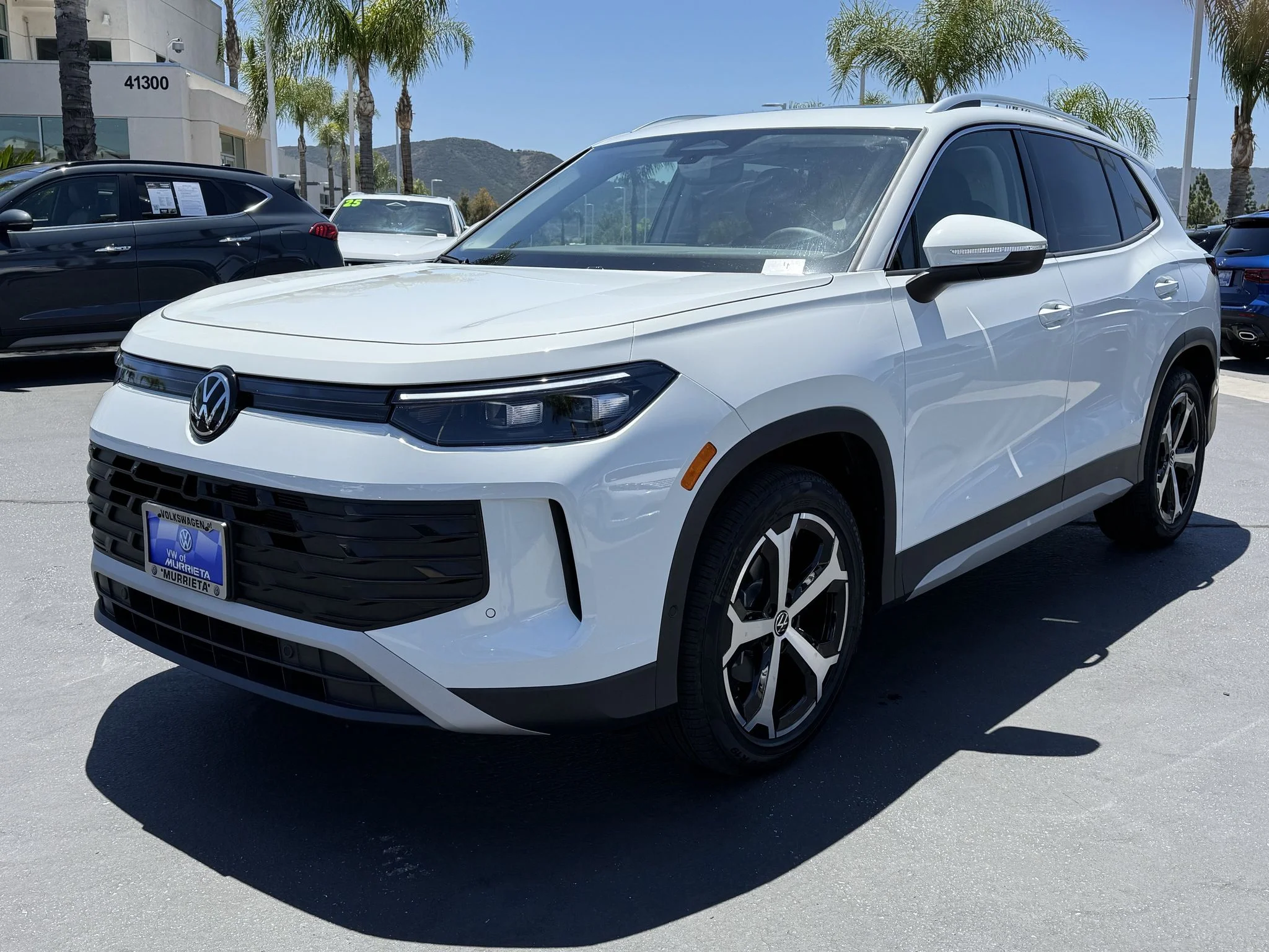 New 2026 Pure White Volkswagen SE image 3