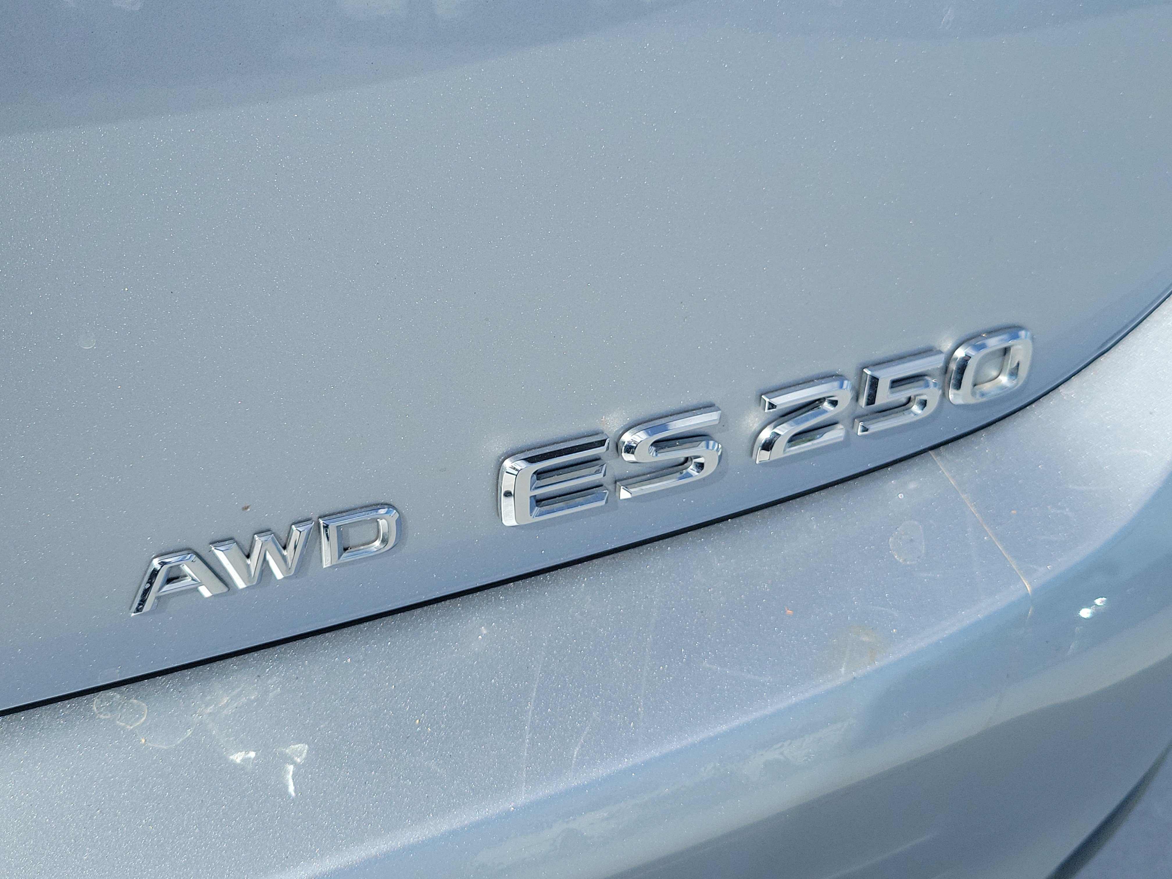 Used 2023 Iridium Lexus 250 image 8