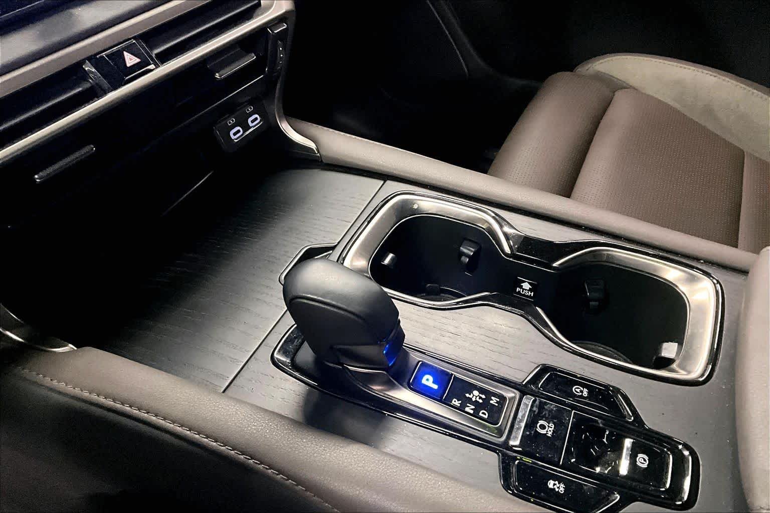 2023 Lexus RX 350 - Photo 16