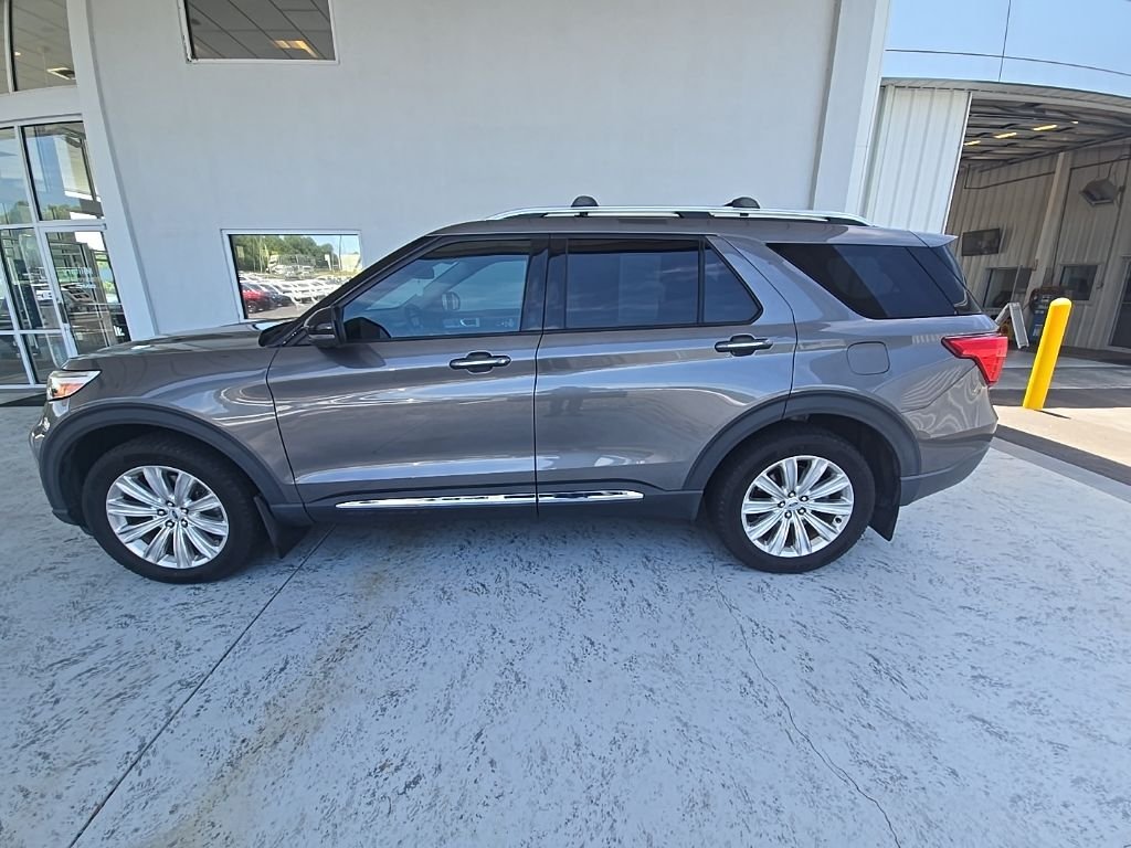 Used 2021 Gray Ford Limited image 8