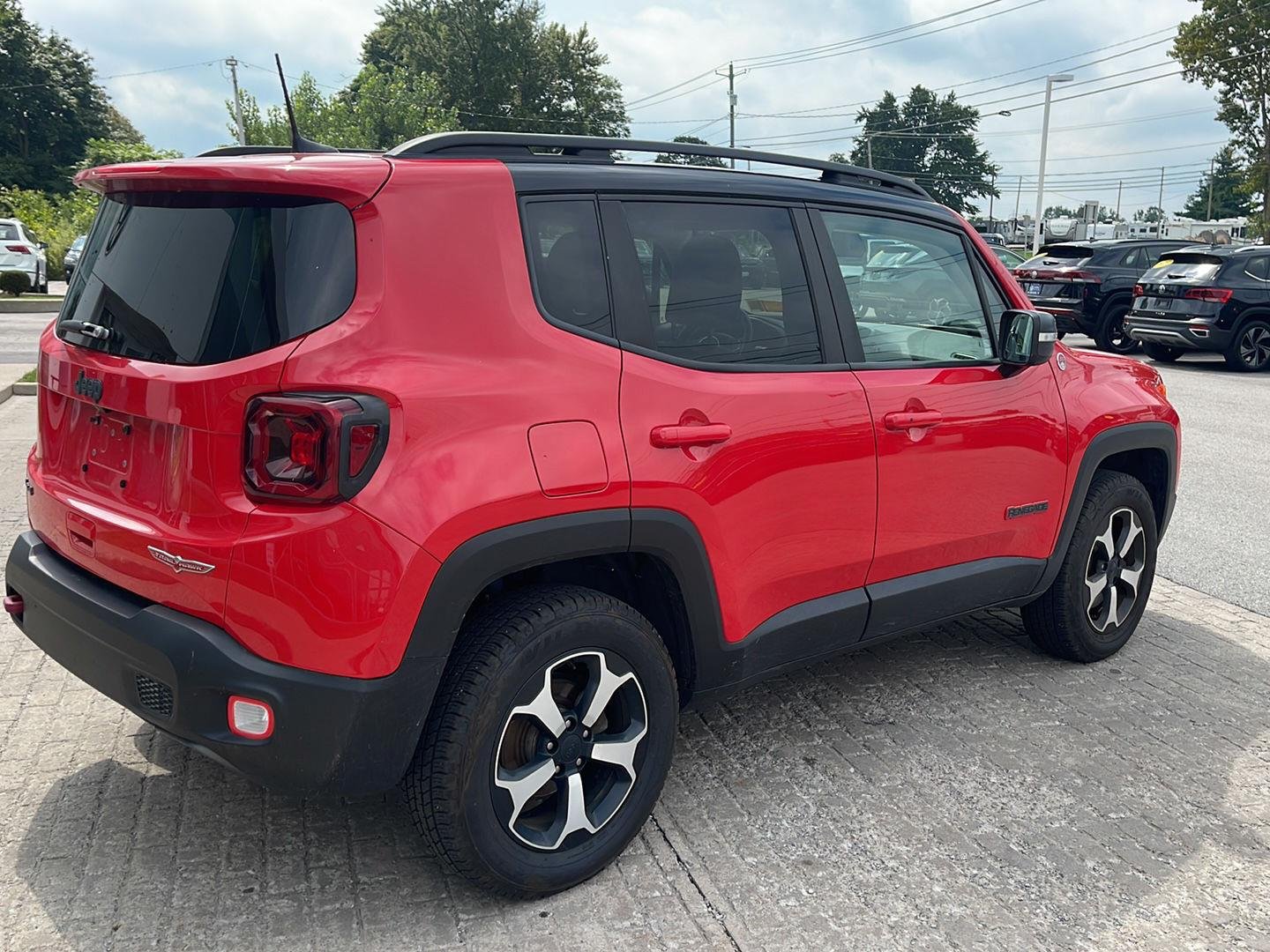 Used 2021 Colorado Red Clearcoat Jeep Trailhawk image 6