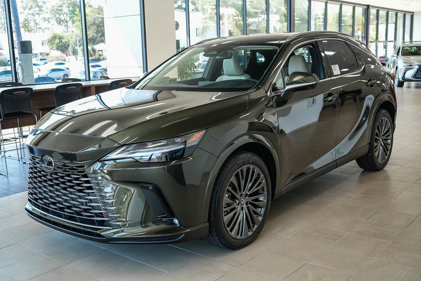 New 2026 Nori Green Pearl Lexus  350 LUXURY image 3