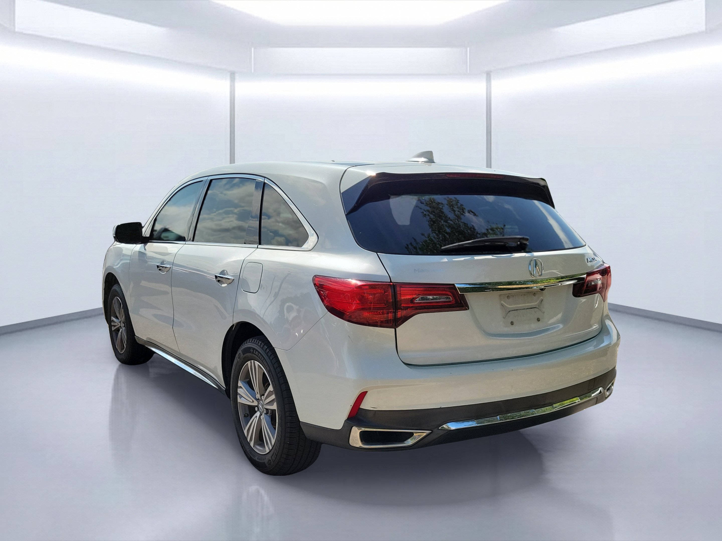 Used 2020 Platinum White Pearl Acura MDX image 33