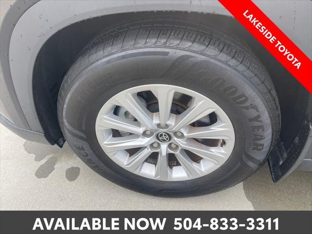 Certified Used 2024 MIDNIGHT BLACK METAL Toyota  image 15