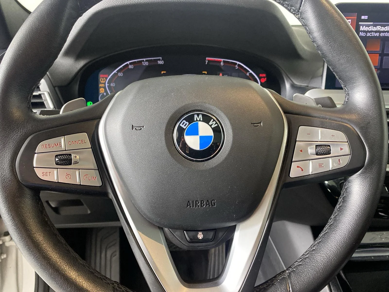 Used 2022 Mineral White Metallic BMW xDrive30i image 17