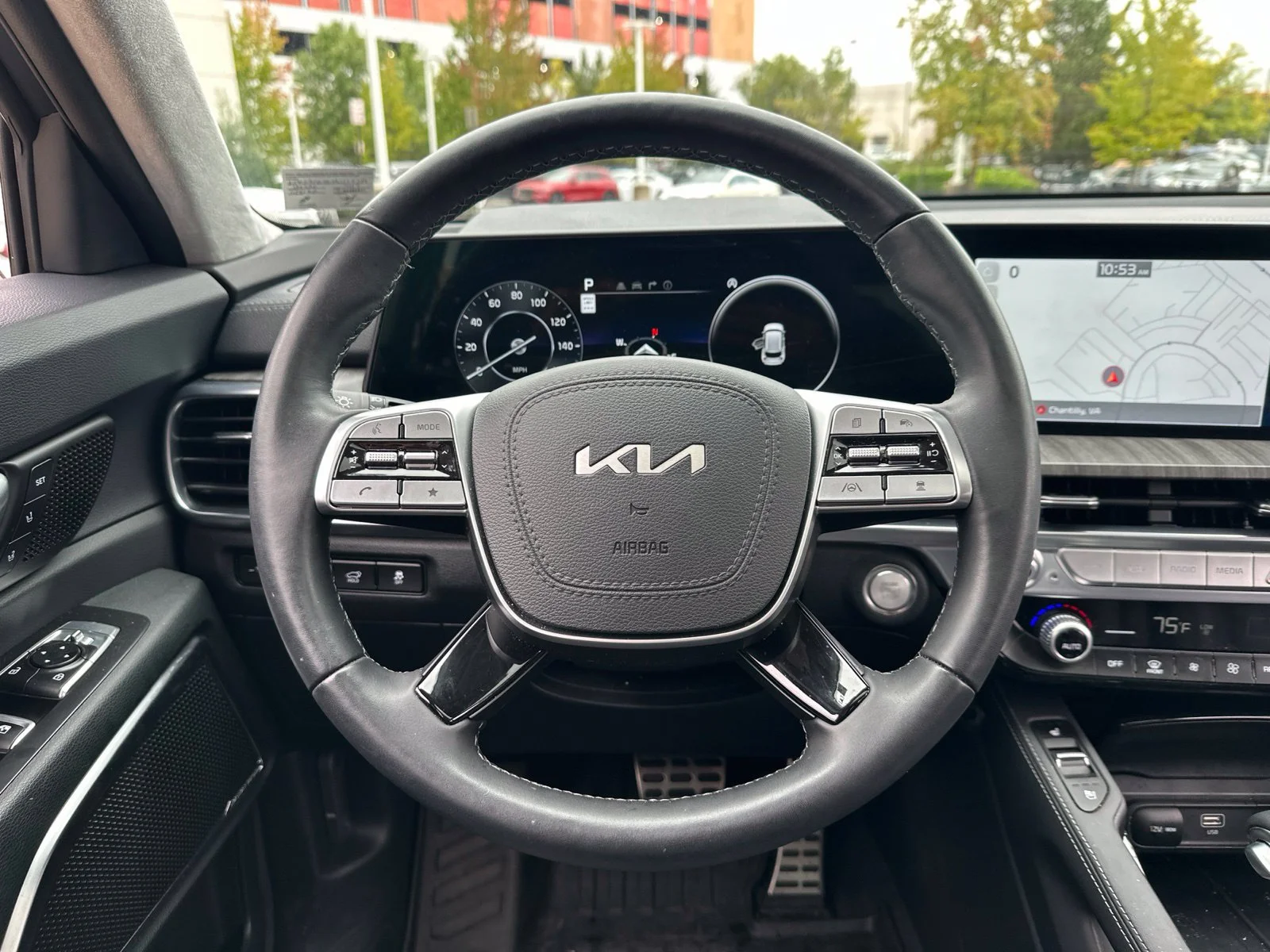 Used 2025 Black Kia SX-Prestige image 19