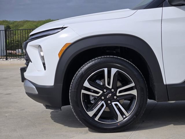New 2026 Summit White Chevrolet LT image 7