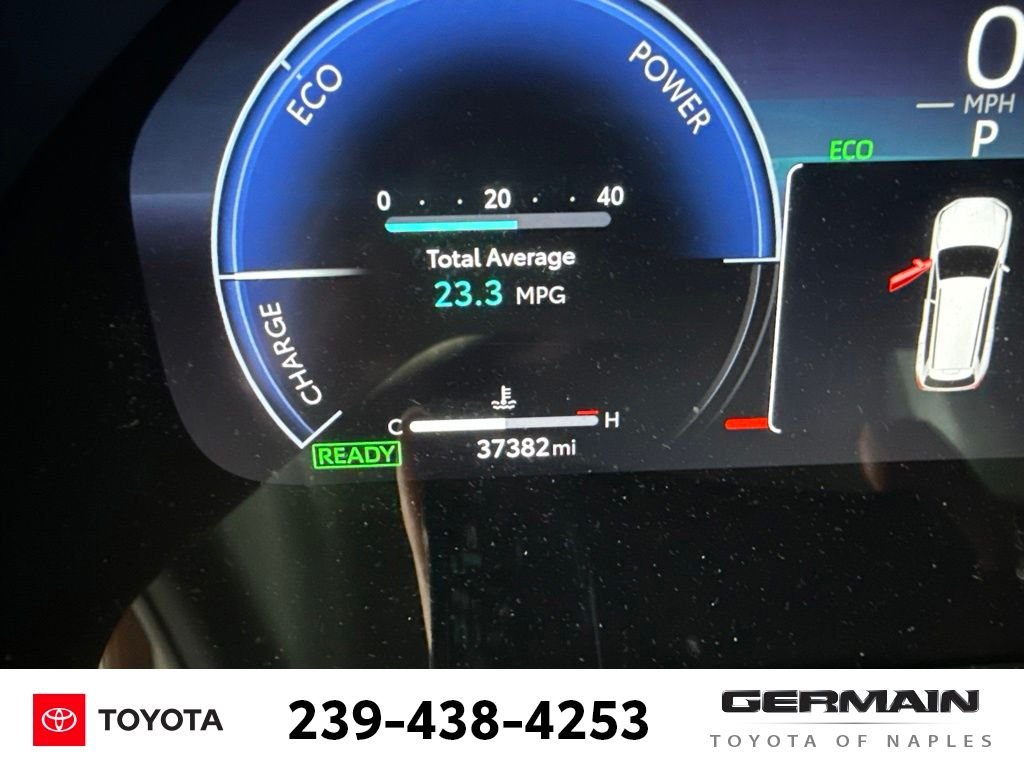 Used 2024 Beige Toyota MAX Platinum image 23