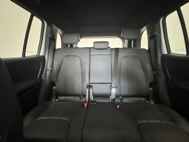 Certified Used 2024 Polar White Mercedes-Benz GLB 250 image 6