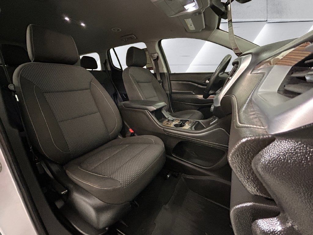 2023 GMC Acadia SLE - Photo 14