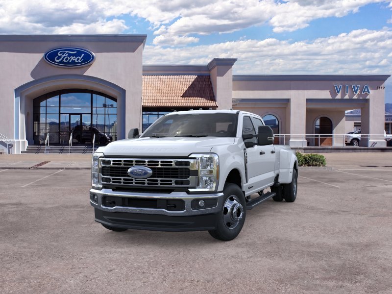 New 2026 Oxford White Ford F-350® XLT image 2