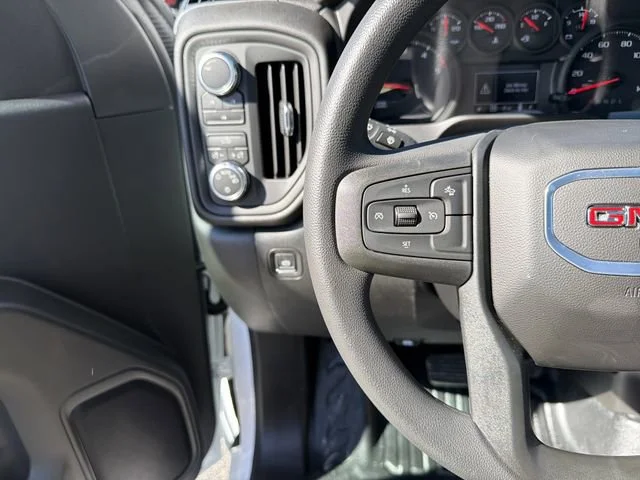 New 2026 Summit White GMC Pro image 22