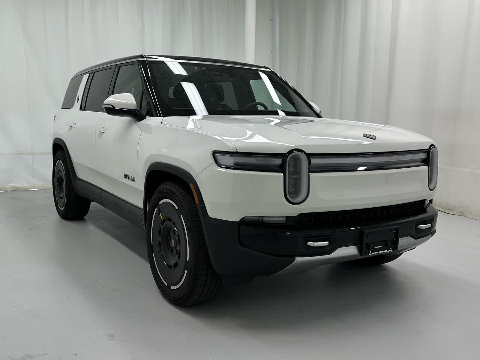 2026 Rivian R1S R1S Dual's photo