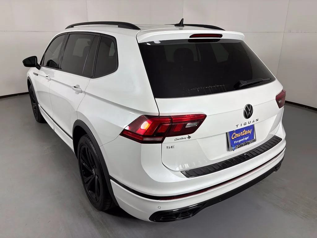 Used 2023 White Volkswagen 2.0T SE R-Line Black image 6
