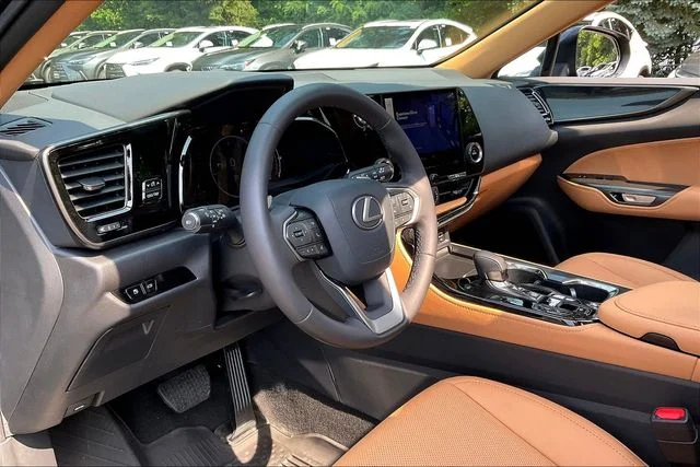 Certified Used 2025 Green Lexus 350 Base image 17