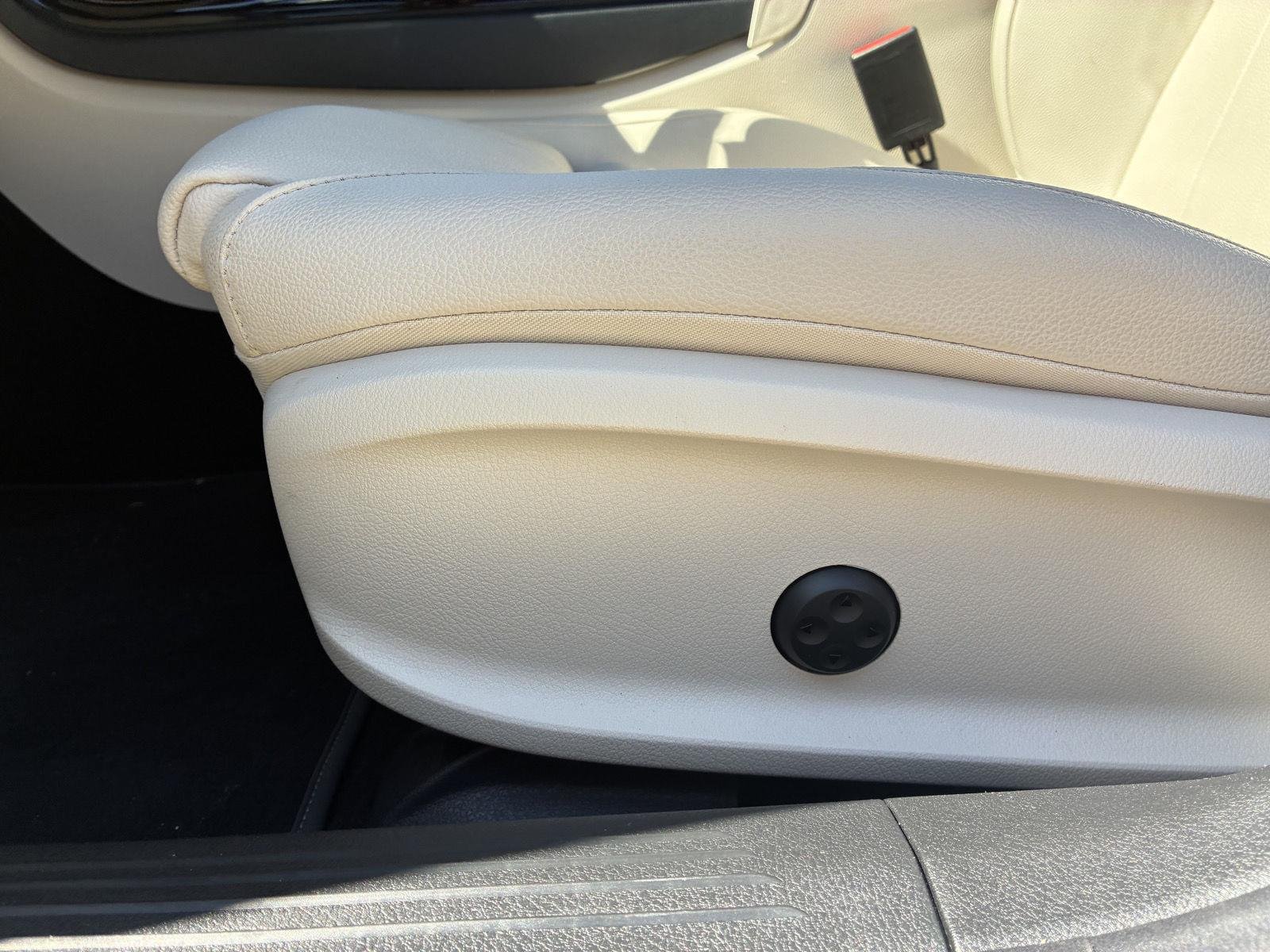 Certified Used 2026 Polar White Mercedes-Benz CLA 250 image 8
