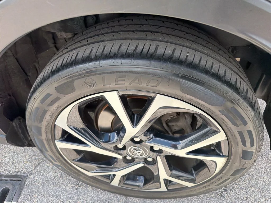 Used 2019 Magnetic Gray Metallic Toyota XLE image 7