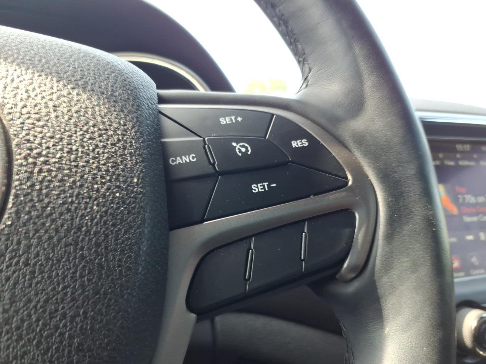 Used 2018 Velvet Red Pearlcoat Jeep Laredo E image 27