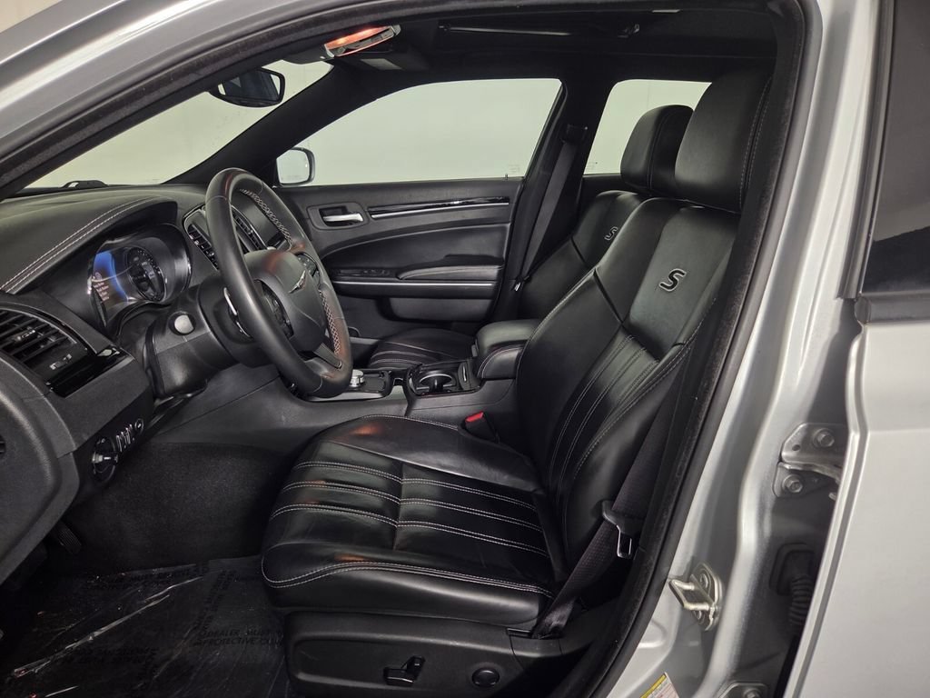 Used 2023 Silver Mist Clearcoat Chrysler 300S image 8