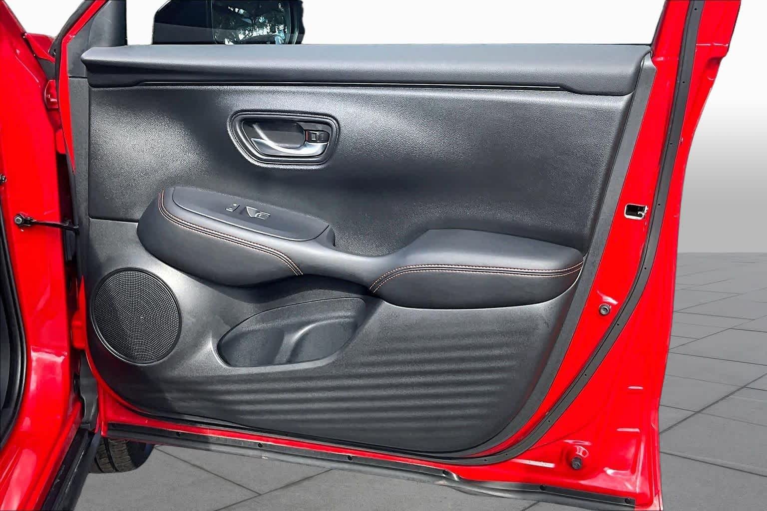Used 2025 Milano Red Honda Sport image 23