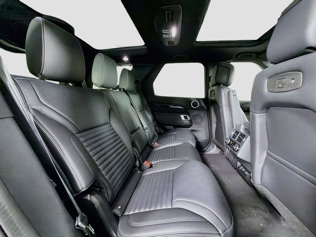 New 2026 Fuji White Land Rover S image 29