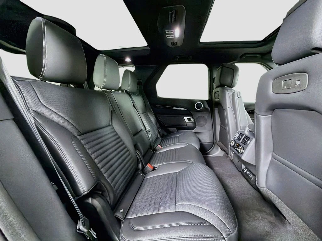 New 2026 Fuji White Land Rover S image 29