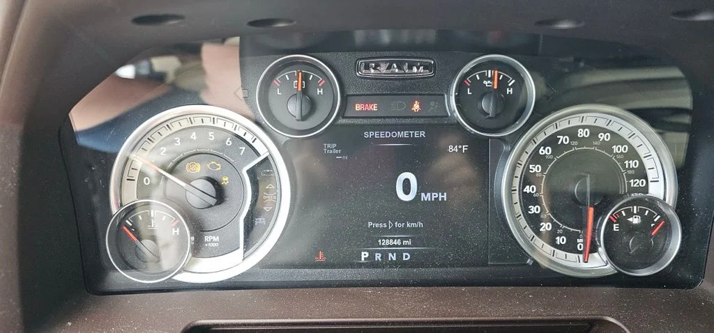 Used 2015 Gray Ram Laramie image 3