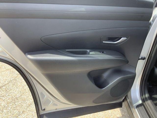 New 2026 Shimmering Silver Hyundai Blue SE image 12