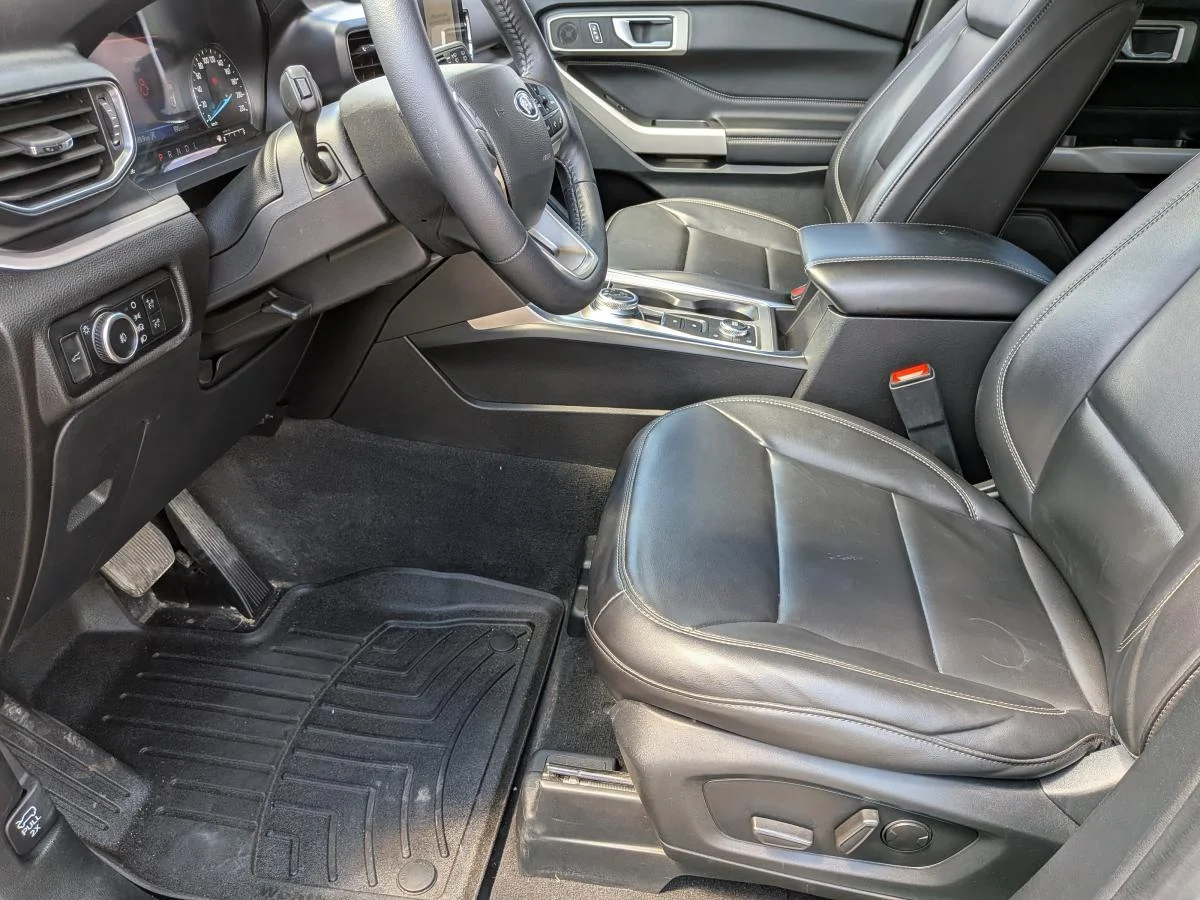 Used 2023 Black Ford Xlt 4wd image 12