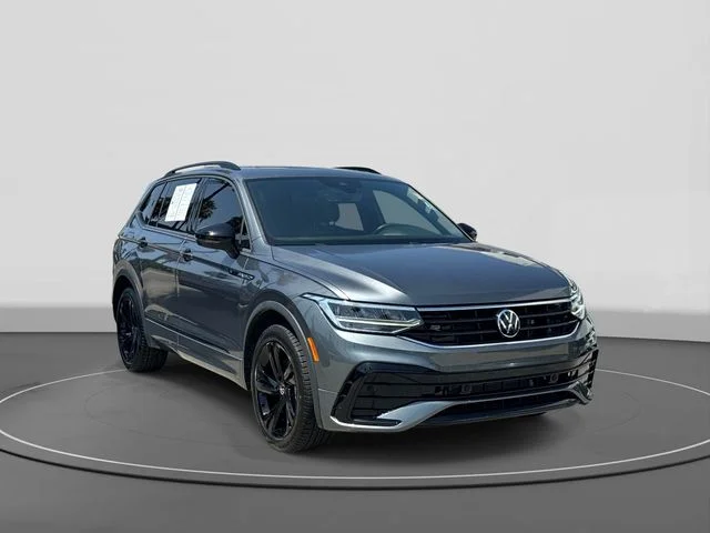 2023 Volkswagen Tiguan 2.0T SE R-Line Black