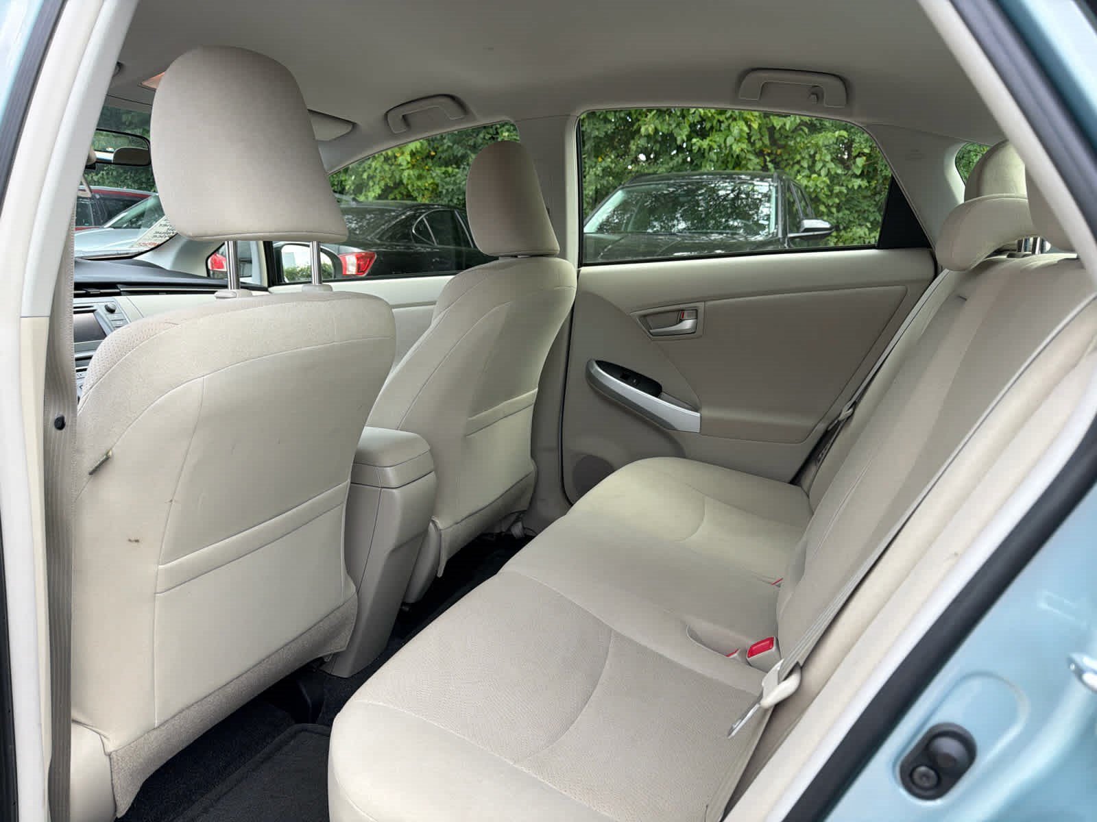Used 2014 Sea Glass Pearl Toyota Two image 6
