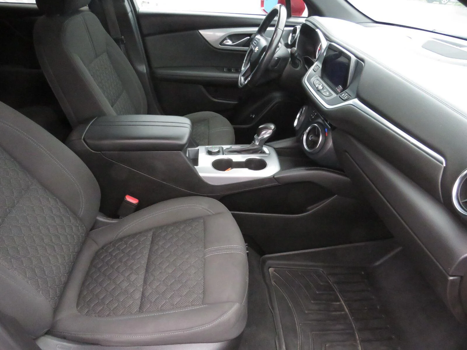 Used 2020 Cajun Red Tintcoat Chevrolet LT image 15