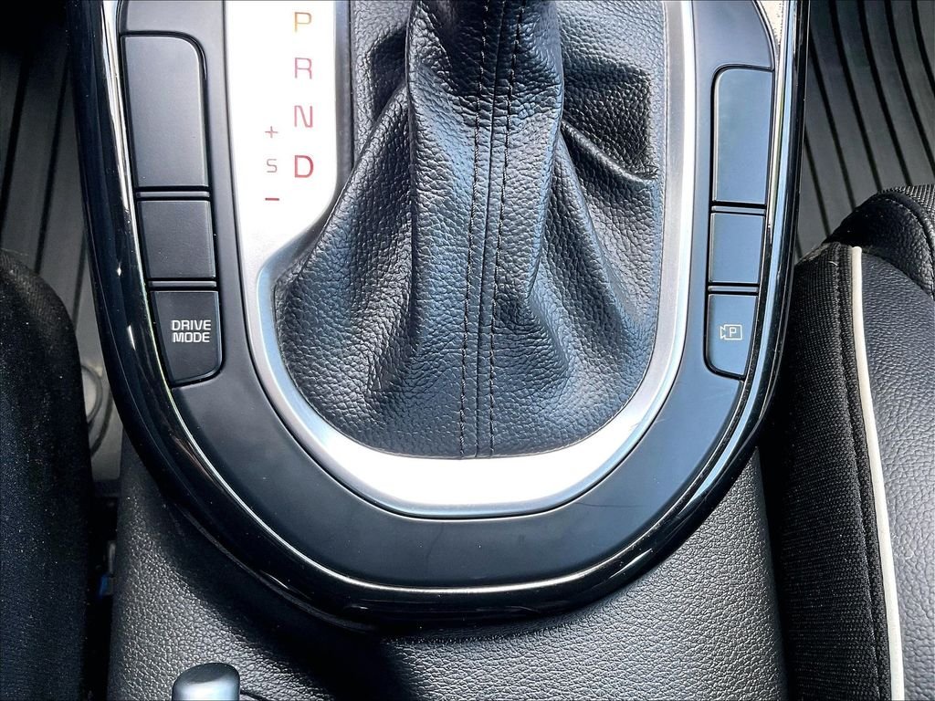 Used 2023 Fire Orange Kia GT-Line image 33