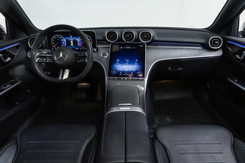 Used 2023  Mercedes-Benz C 300 image 7