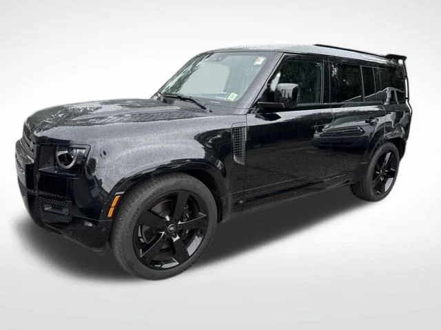 Certified Used 2024 Black Land Rover V8 image 1