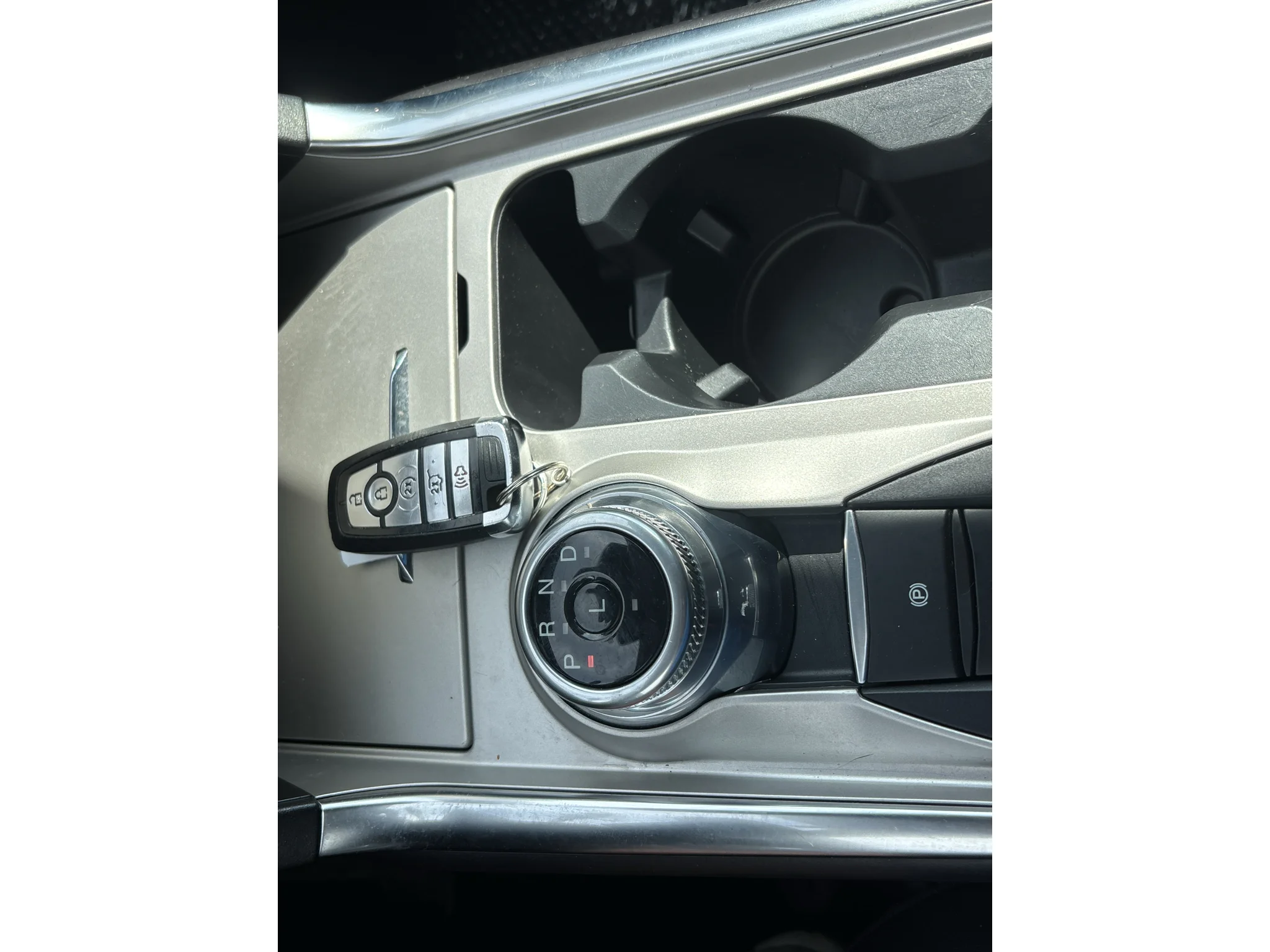 Used 2024 Agate Black Metallic Ford XLT image 20