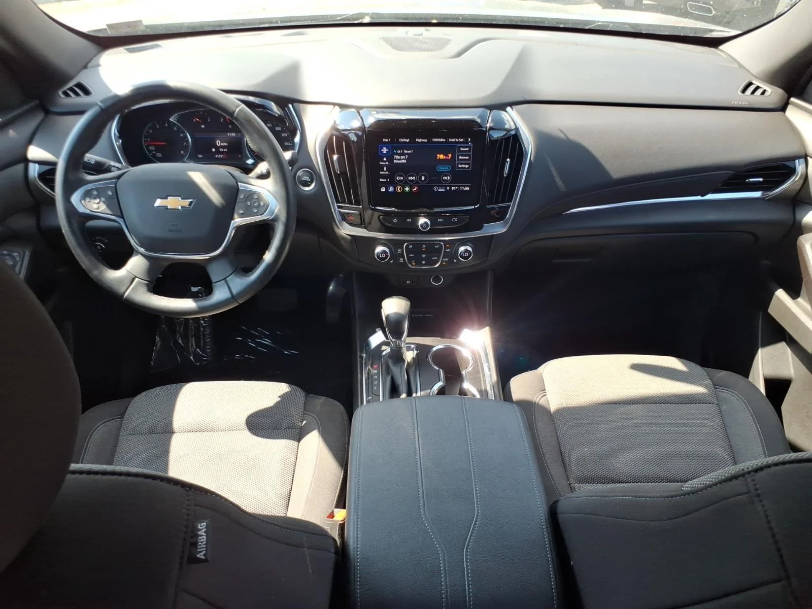 Used 2023 Silver Sage Metallic Chevrolet LT Cloth image 27