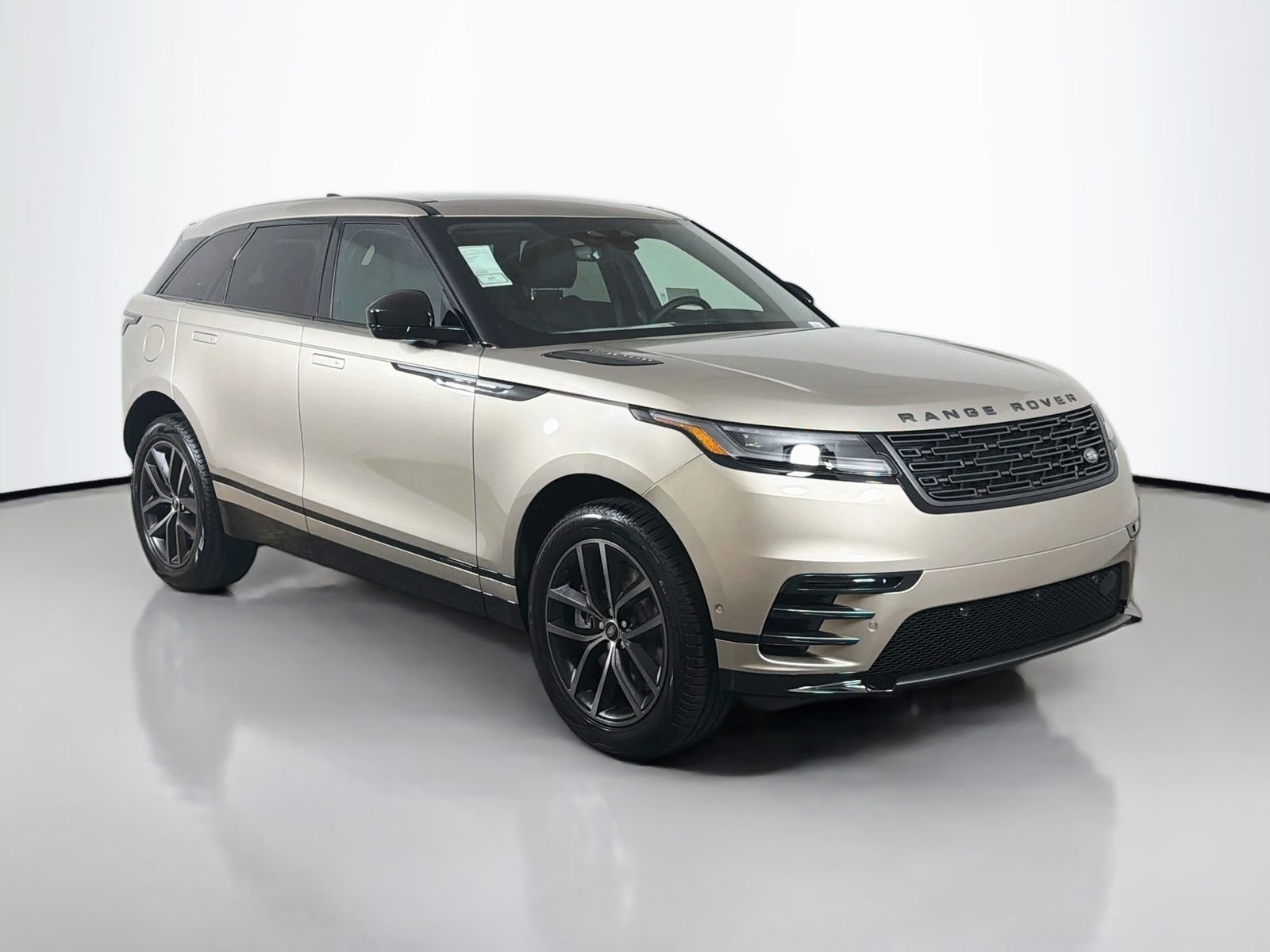 New 2026 Batumi Gold Land Rover Belgravia Edition image 7